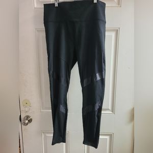 Fabletics Powerhold Leggings